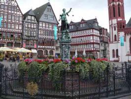 kpm Frankfurter Gerechtigkeitsbrunnen