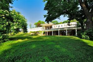 mauer 2schlosspark panorama