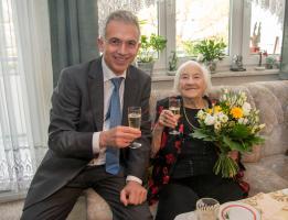 F Peter Feldmann 100 jaehriger Geburtstag Hildegard Becker copyright Bernd Kammerer 2