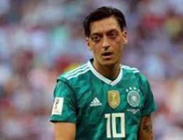 kpm Mesut Ozil