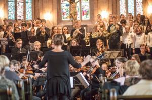 sz Klassik im Kloster 100 Kinder singen und musizieren zum Thema Filmmusik