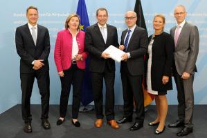 kpm Monopolkommission ubergibt der bundesregierung ihr Gutachten zur Buchpreisbindung