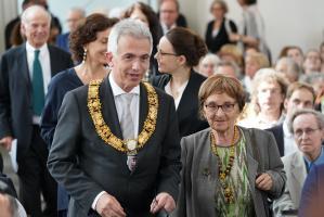 F FGedenkfeier Anne Frank OB Feldmann mit Zeitzeugin Agnes Heller copyright Stadt Frankfurt Holger Menzel 1