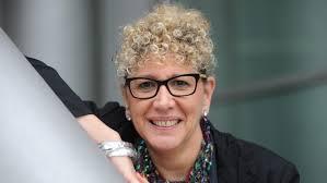 a lizzie doron