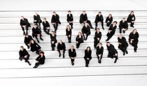 ao SWR Vokalensemble c Thomas Muller