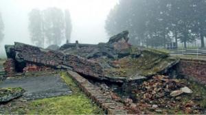 kpm Das von der SS gesprengte Krematorium von Auschwitz Birkenau