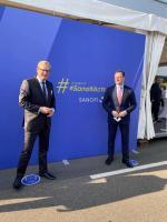 Sanofi Wirtschaftsdezernent Markus Frank Bundesgesundheitsminister Jens Spahn Copyright Stadt Frankfurt am Main Dezernat Wirtschaft