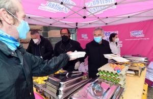 3 Osterbrunch Obdachlose Copyright Stadt Frankfurt Rainer Ruffer