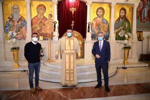 Planungsdezernent Mike Josef Erzpriester Simon Turkic und OB Peter Feldmann Copyright Zoran Vicelarevic.2537574