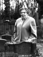 Trude Simonsohn 1995 copyright Institut fuer Stadtgeschichte Foto Klaus Meier Ude NUR ONLINE