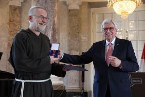 Bruder Paulus Terwitte Hessische Staatskanzlei Riehl