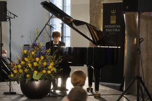 Der ukrainische Pianist Alexei Gorlatch spielt in der Paulskirche Copyright Stadt Frankfurt am Main Foto Maik Reuss