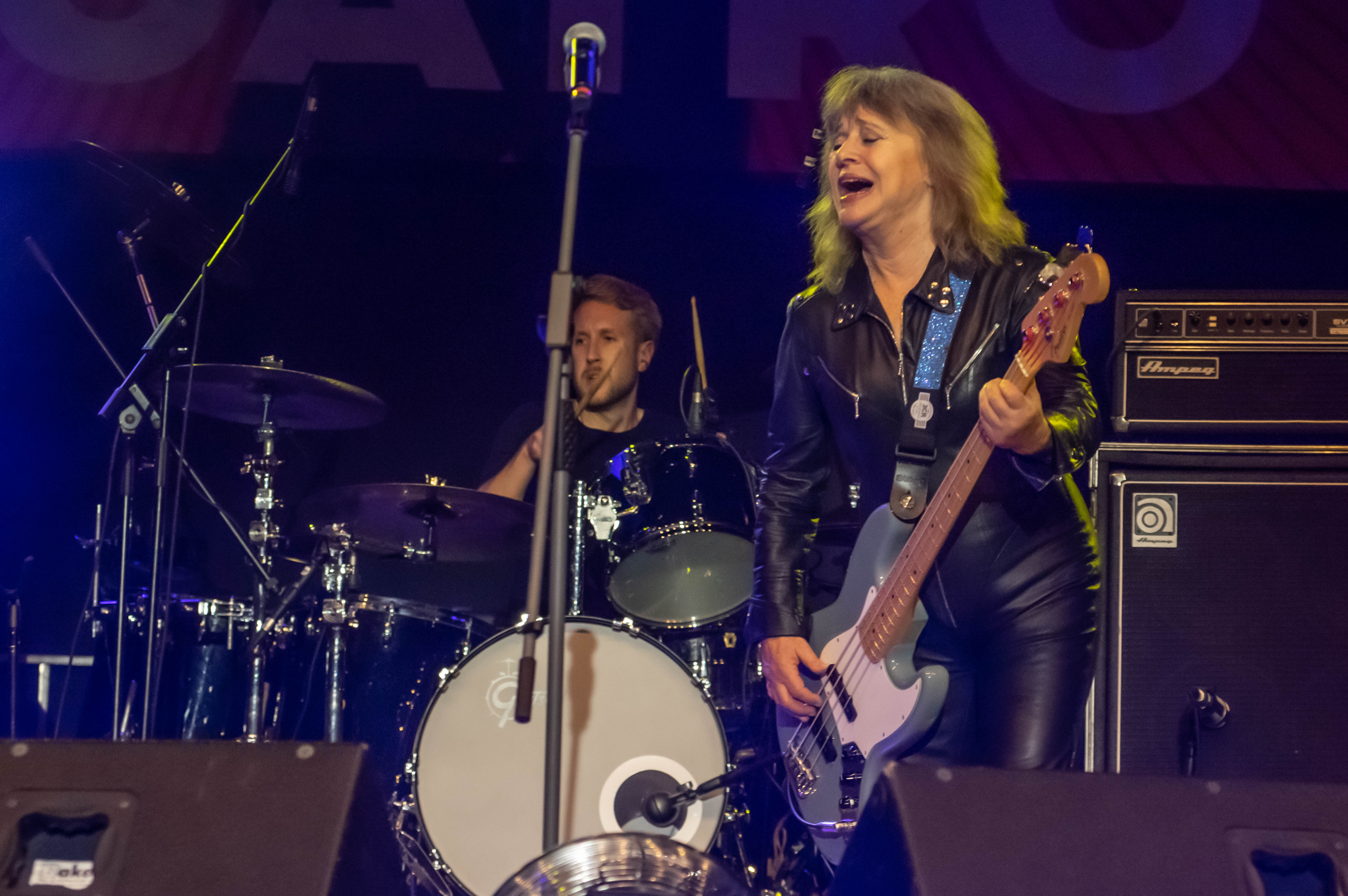 suzi quatro 8844