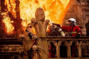 NotreDame Flammen TV1