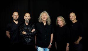 Saga LUCKY BOB Music Agency GmbH