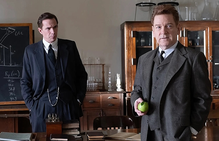 Oppenheimer TV4