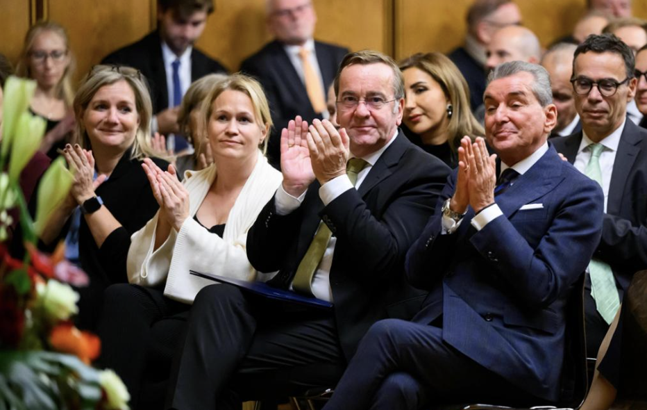 Bildschirmfoto 2025 11 17 um 01.44.17