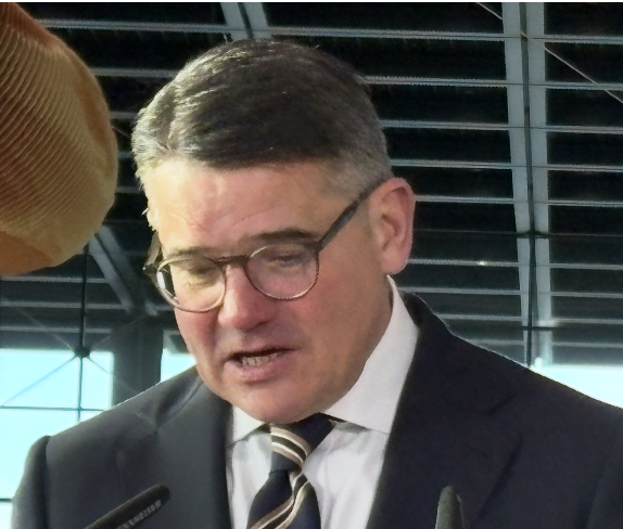 Bildschirmfoto 2025 12 17 um 16.54.52