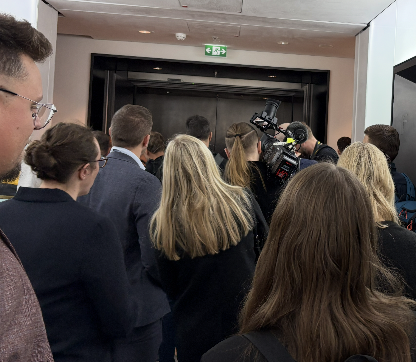 Bildschirmfoto 2025 12 17 um 16.55.38