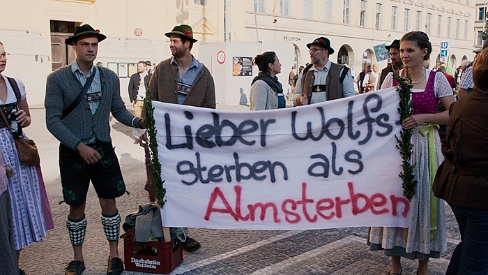 Land Woelfe TV2