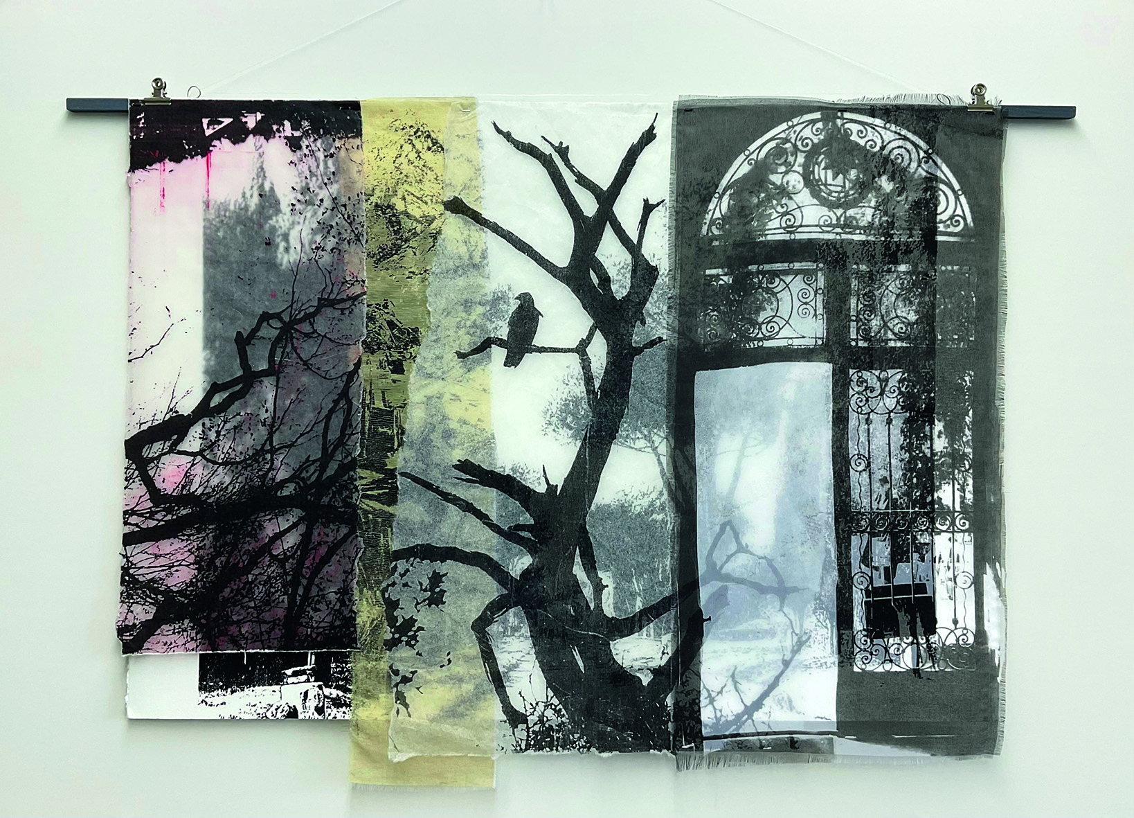 Pilar ColinoFragilität I2021Mixed Media50x70cm Kopie